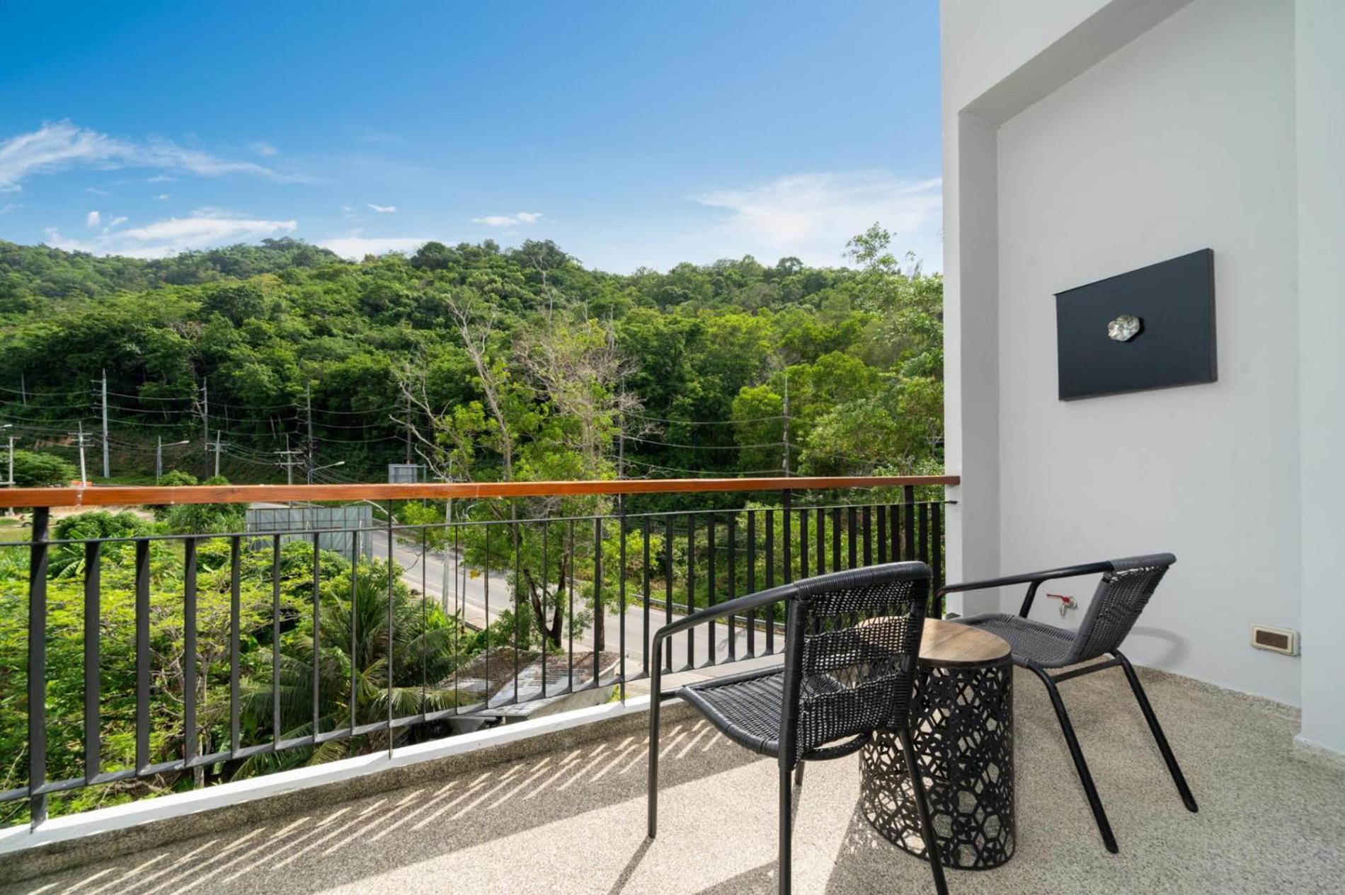 Apartment Deluxe At Icon Park By Lofty Strand Kamala